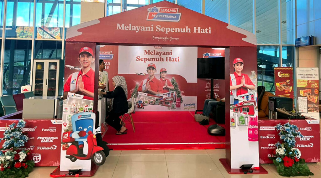 Kehadiran Serambi MyPertamina di Bandara DEO Sorong merupakan bagian dari komitmen perusahaan dalam menjaga kualitas layanan publik selama periode Nataru. (Foto: Dok RUZKA INDONESIA)