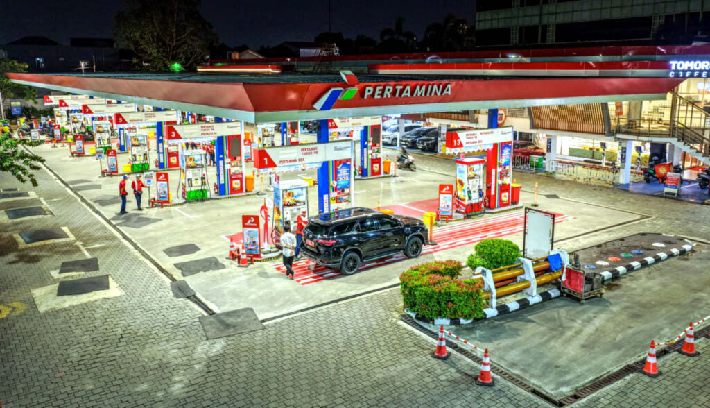 Suasana di salah satu SPBU Pertamina. (Foto: Dok RUZKA INDONESIA)