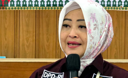 Anggota DPD RI Dapil DKI Jakarta Fahira Idris menekankan pentingnya kolaborasi antara pemerintah, masyarakat, dan dunia usaha dalam memastikan arus urbanisasi berjalan positif dan produktif. (Foto: RUZKA INDONESIA)