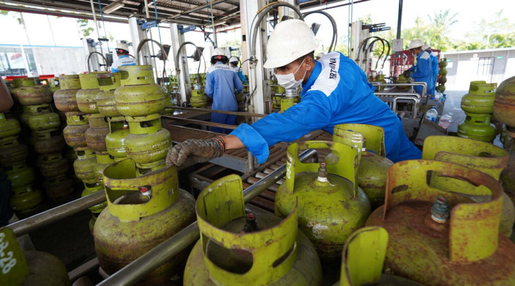 Penambahan pasokan Liquefied Petroleum Gas (LPG) ini merupakan bagian dari komitmen Pertamina untuk memastikan masyarakat dapat menjalankan ibadah Ramadan serta merayakan Idulfitri dengan nyaman. (Foto: Dok RUZKA INDONESIA)