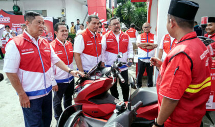 Kesiapan motoris BBM di Rest Area KM 57 juga disiagakan guna membantu pengendara yang mengalami kendala kehabisan bahan bakar di jalur tol, sehingga pengiriman BBM dapat dilakukan dan perjalanan masyarakat dapat kembali lancar. (Foto: Dok RUZKA INDONESIA)