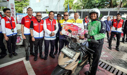 Di momen Ramadan dan Idulfitri, pelayanan di SPBU Pertamina juga mendapat respons positif dari warga Makassar. (Foto: Dok RUZKA INDONESIA)