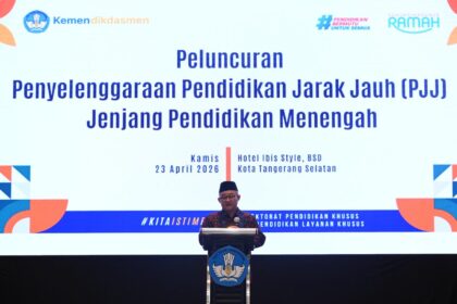Peluncuran Pendidikan Jarak Jauh (PJJ) jenjang pendidikan menengah membawa harapan baru untuk menekan angka anak tidak sekolah (ATS) di berbagai wilayah Indonesia.