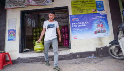 Pertamina Patra Niaga terus berkoordinasi dengan pemerintah daerah, Hiswana Migas, agen, hingga pangkalan LPG untuk memastikan distribusi berjalan optimal dan tepat sasaran. (Foto: Dok RUZKA INDONESIA)