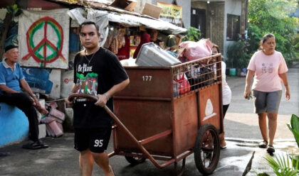Menurut Fahira Idris, menjadikan pemilahan sampah sebagai gerakan sosial berbasis komunitas dengan belajar dari berbagai kota dunia, keberhasilan pengelolaan sampah sangat ditentukan oleh keterlibatan aktif masyarakat. (Foto: Dok RUZKA INDONESIA)