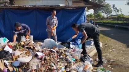 Polres Garut menggecarkan rogram peduli lingkungan dengan mendorong aktivitas pengolahan sampah dan budidaya Maggot. (Foto Dok. Ridwan)