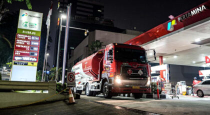 Selain memastikan ketersediaan stok, Pertamina Patra Niaga juga menjalankan penyaluran BBM subsidi sesuai dengan ketentuan dan regulasi yang ditetapkan pemerintah. (Foto: Dok RUZKA INDONESIA)