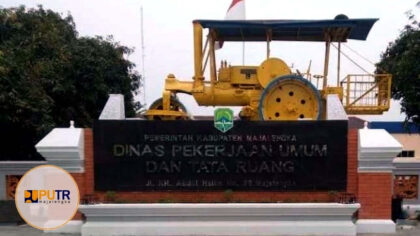 Tugu Dinas PUTR Majalengka. (Foto: Dok Mevin.id/Salman Faqih)