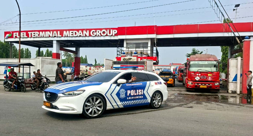 Berkat berbagai upaya sinergi tersebut, operasional Integrated Terminal Medan Group saat ini telah berjalan normal dan penyaluran BBM ke SPBU di Kota Medan maupun wilayah sekitarnya terus berlangsung dengan baik. (Foto: Dok RUZKA INDONESIA)