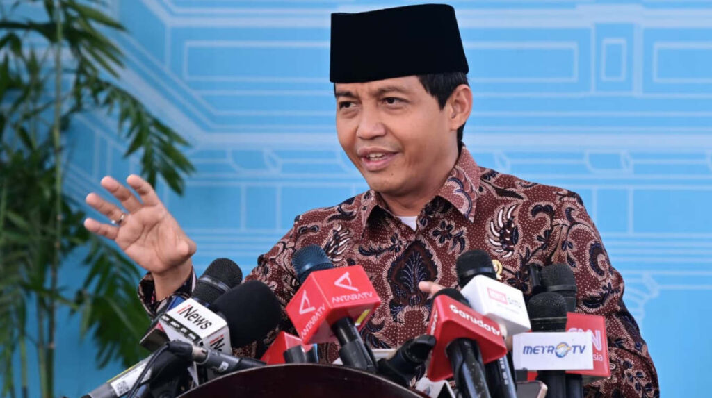 Kasus Menteri Kehutanan Raja Juli Antoni terkait amplop yang diterimanya pada 2 Juni 2026 menimbulkan tanya di publik, sebab Raja Juli baru melaporkan hal itu ke KPK pada 3 Juli 2026. (Foto: Dok RUZKA INDONESIA)