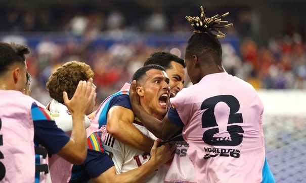 Timnas Spanyol melaju ke final Piala Dunia 2026. (REUTERS/Albert Gea)