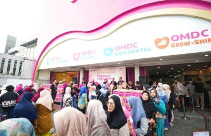 Keramaian ulang tahun ke-13 OMDC Group sebagai pionir klinik gigi tematik di Indonesia. (Dok Ruzka Indonesia)