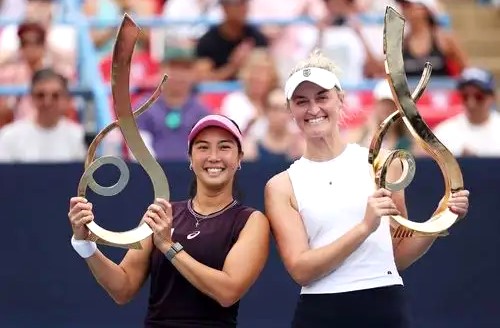 Aldila Sutjiadi/Erin Routliffe menjuarai Mubadala Citi DC Open 2026 di Washington, Amerika Serikat, Minggu (02/08) WIB. (Foto: Getty images)