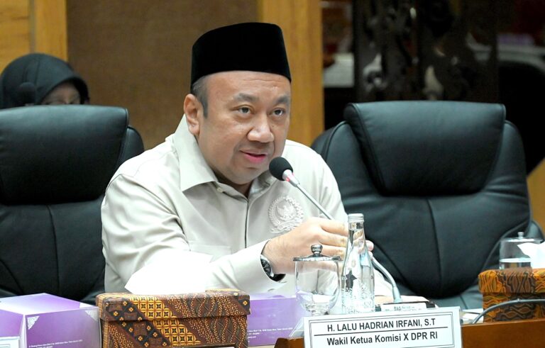Wakil Ketua Komisi X DPR RI, Lalu Hadrian Irfani. (Foto: Emedia DPR RI)